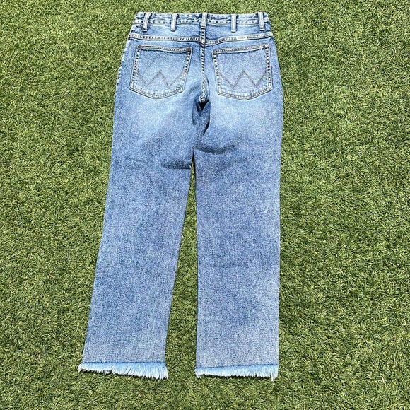 NEW WRANGLER Jeans! - Picture 4 of 7